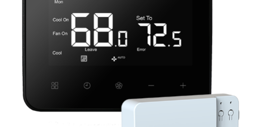 How can a heat pump PTAC thermostat achieve centralized management of multiple rooms?